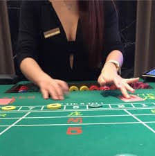 8p888